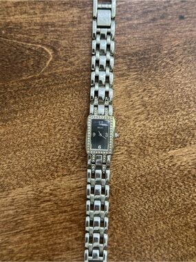Relic Silver Bracelet Watch with Black Dial and Crystal Bezel
